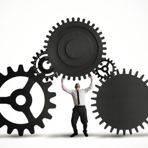 Propunere: accesul cu prioritate pentru femei insarcinate sau persoane insotite de copii cu varsta pana la 5 ani la casieriile din centrele comerciale