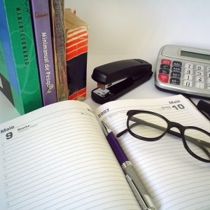 Antifrauda: 25.000 pantofi in plus la inventar. Consecinte